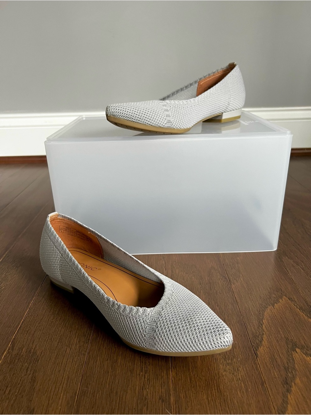 Vionic Dahlia Knit Pointed Toe Flats - Picture 2 of 11